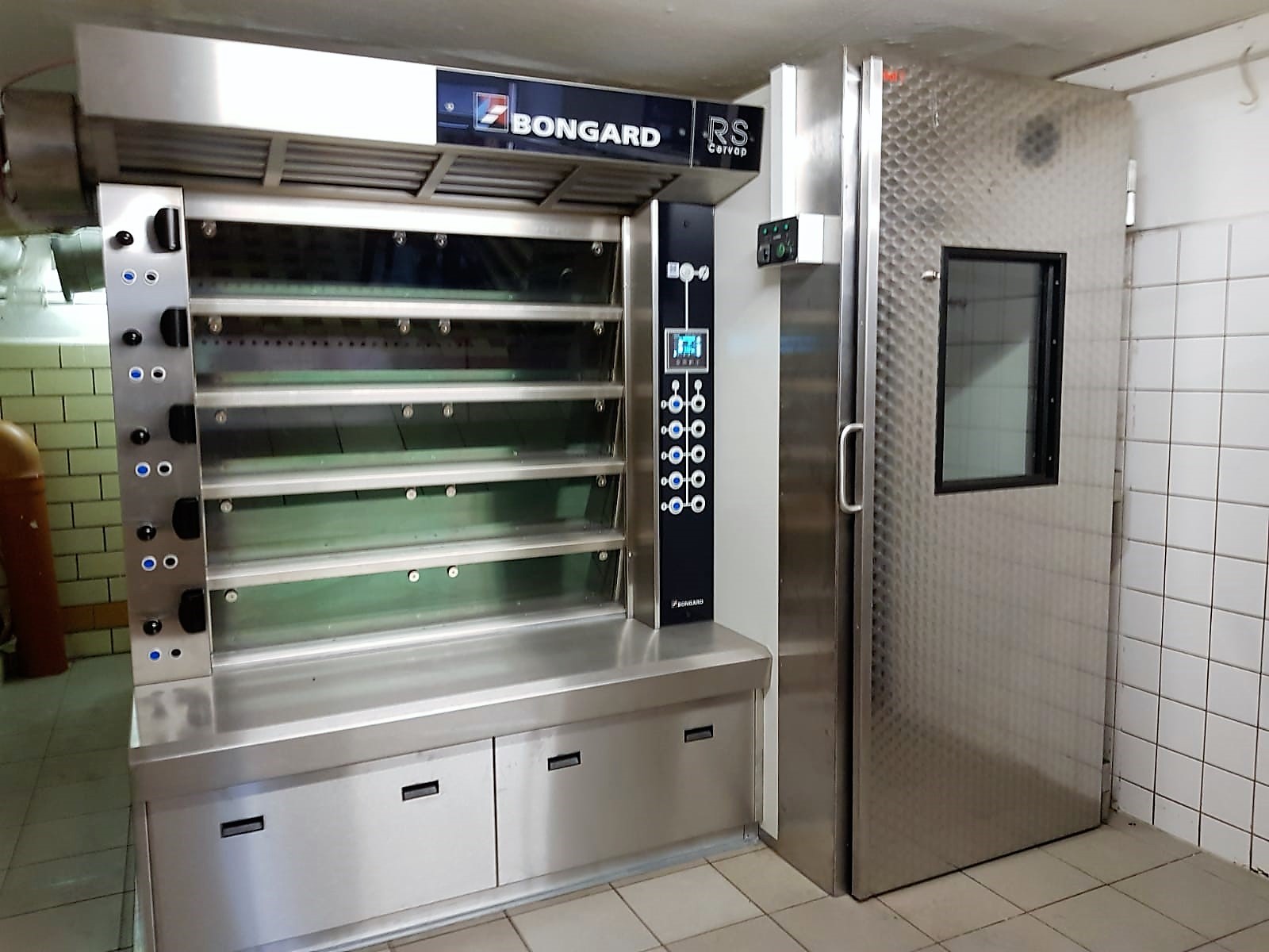 Das ist der neue Ofen der Bäckerei Neubert.